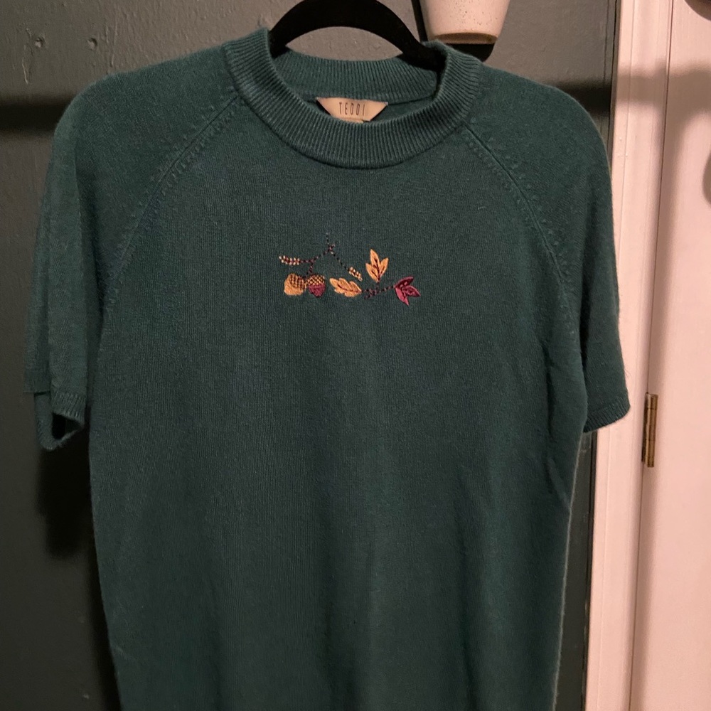 VINTAGE! Embroidered Knit Teddi Top